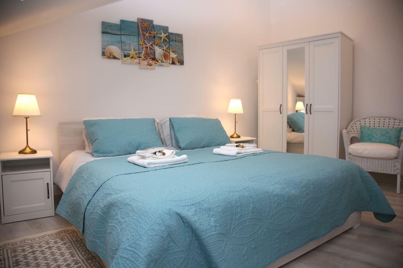 Sweet Suite With Free Private Parking Pula Exteriör bild